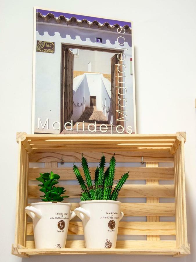 Toledo Magico Apartment มาดริเดฮอส ภายนอก รูปภาพ