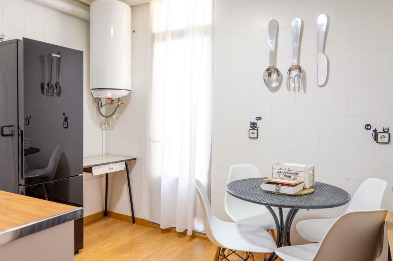 Toledo Magico Apartment มาดริเดฮอส ภายนอก รูปภาพ