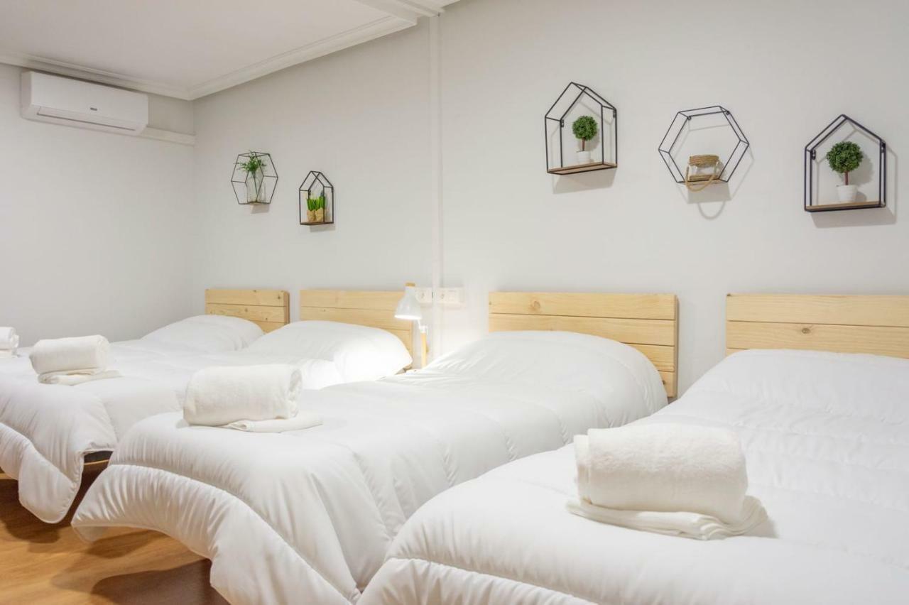 Toledo Magico Apartment มาดริเดฮอส ภายนอก รูปภาพ