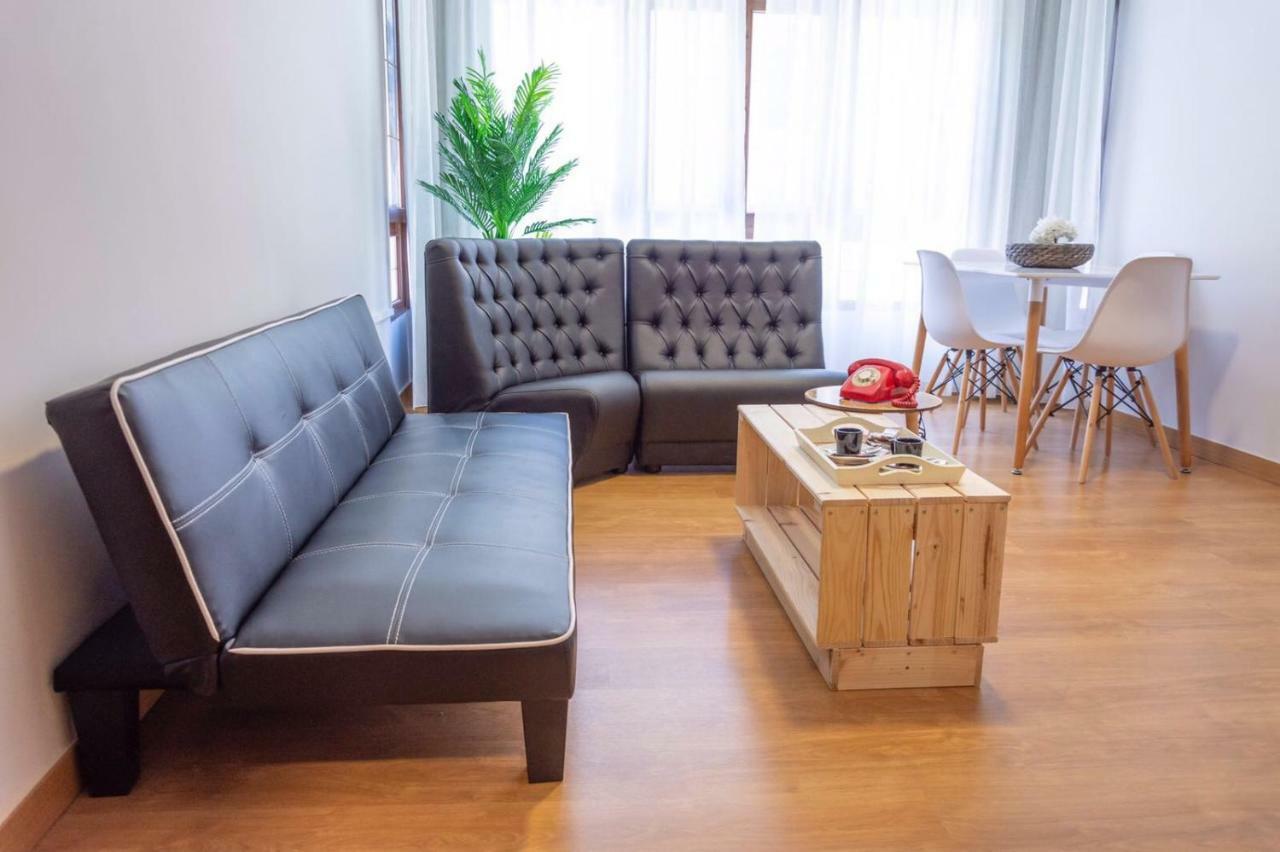 Toledo Magico Apartment มาดริเดฮอส ภายนอก รูปภาพ